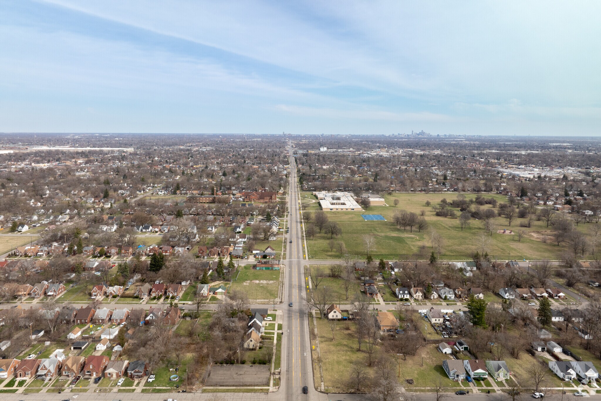 Chicago Avenue provides quick access to local interstates in the Joy Community.