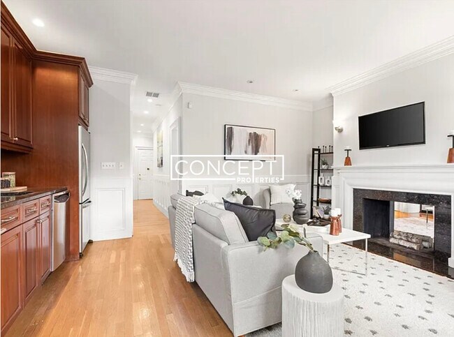 248 Beacon St unit 1B, Boston, MA 02116 - photo 2