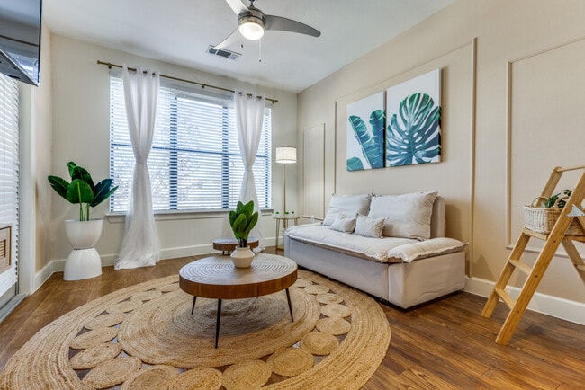 1221 Legacy Dr unit ID1363562P, Frisco, TX 75034 - photo 2