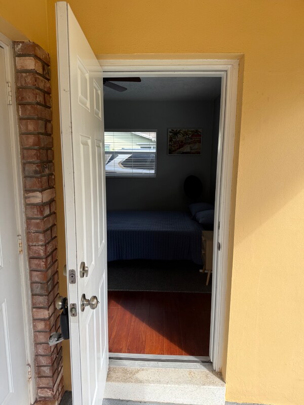 2419 NE 2nd Ave, Boca Raton, FL 33431 - photo 4