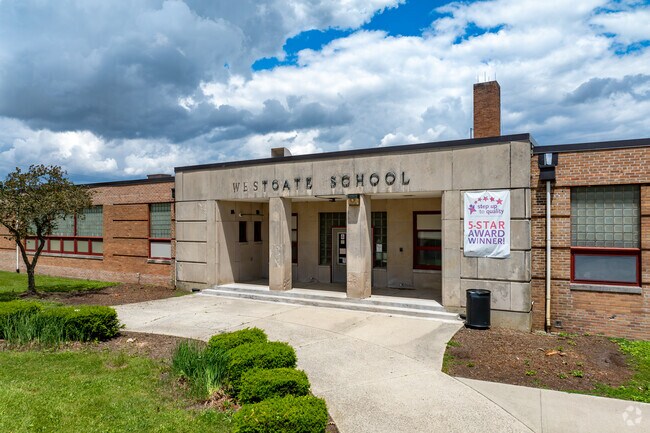 Westgate Alternative Elementary School has a C ratings from Niche.