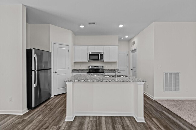 116 Dionicio Loop, Seguin, TX 78155 - photo 7