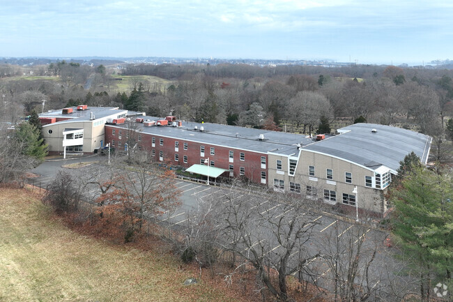 Bates Elementary School provides education in Salem Ma.