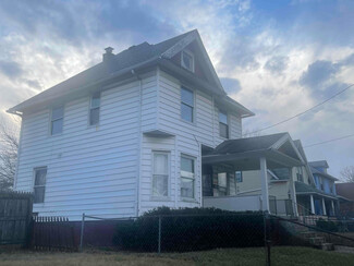 921 Islington St, Toledo, OH 43610