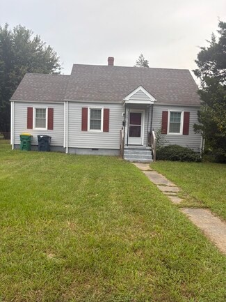 1837 Oakland St, Petersburg, VA 23805