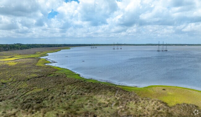 Mill Cove borders and marshlands border the Gillmore-Beacon Hills neighborhood.