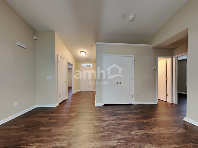 424 Meredith Way, Winston-Salem, NC 27107 - photo 4