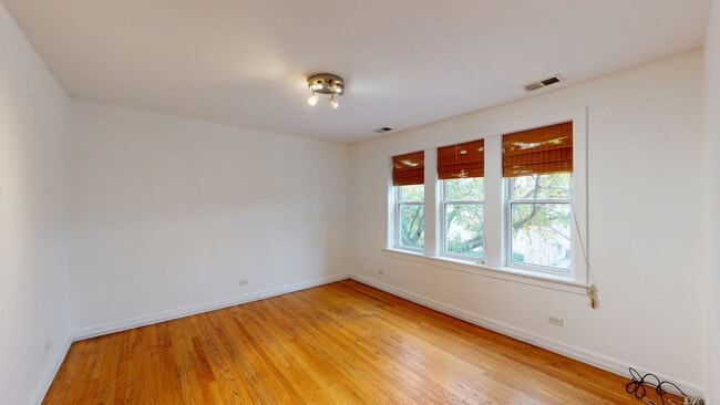 3043 N Laramie Ave unit 2, Chicago, IL 60641 - photo 3