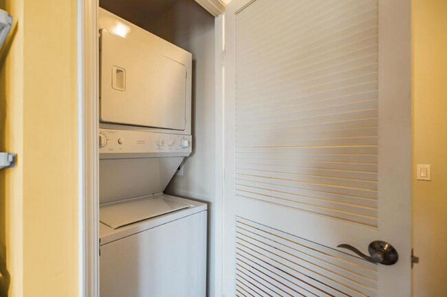 Kenyan Square Condominiums unit 319, Washington, DC 20010 - photo 6