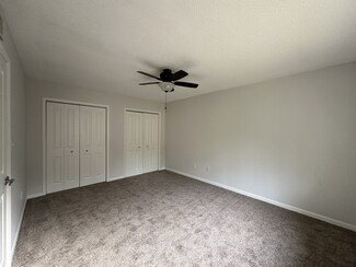 507 NW 39th Rd Unit 218, Gainesville, FL 32607