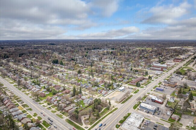 Clements Circle residents have easy access to an assortment of everyday amenities.