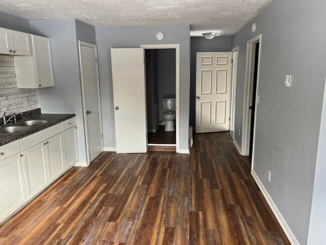 12648 Sharon Lynn Dr unit 4-12652, Salem, OH 44460 - photo 2