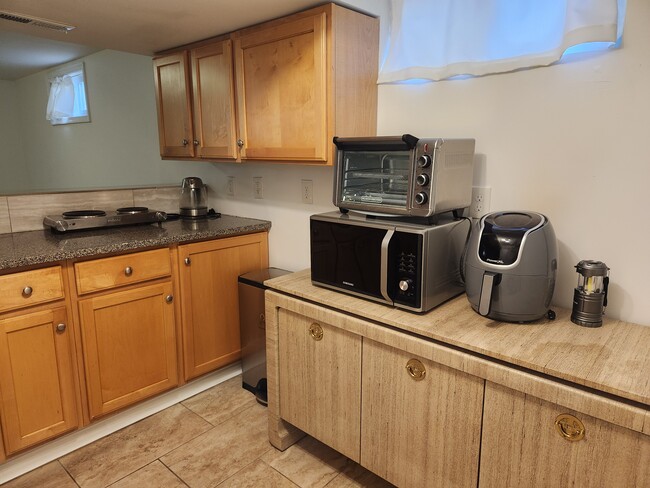 4851 Arlington Blvd unit Basement space, Arlington, VA 22203 - photo 6