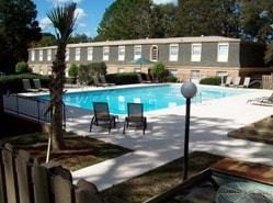 2010 W Broad Ave, Albany, GA 31707