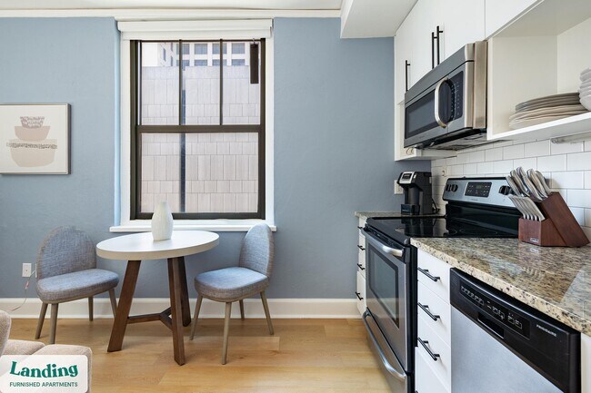 933 McGee St unit 2-816.1411114, Kansas City, MO 64106 - photo 3