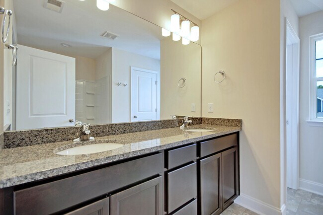 8613 Connor Ct, North Charleston, SC 29406 - photo 7