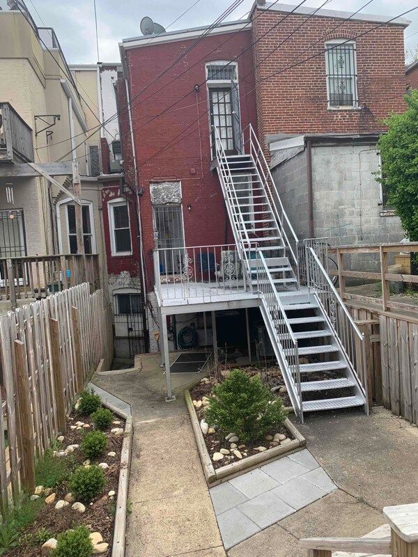 1223 Harvard St NW, Washington, DC 20009 - photo 5