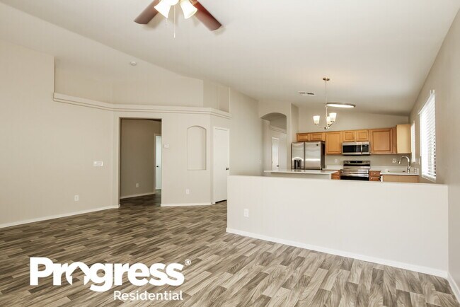 12417 W Mandalay Ln, El Mirage, AZ 85335 - photo 5