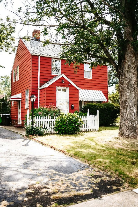 1469 Sherbrook Rd, South Euclid, OH 44121