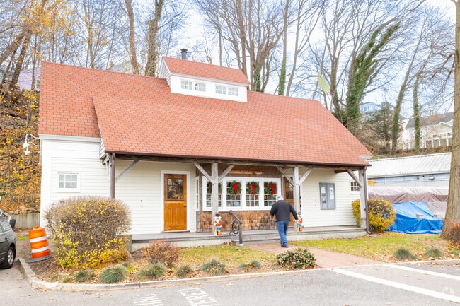 Bayles Boat Shop in Port Jefferson promotes and preserves the craft of wooden boat building.