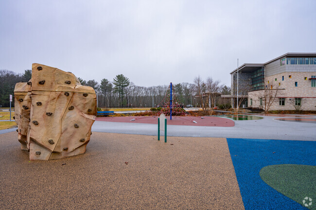 Joseph Estabrook Elementary School in Lexington has an overall grade of A+ on Niche.