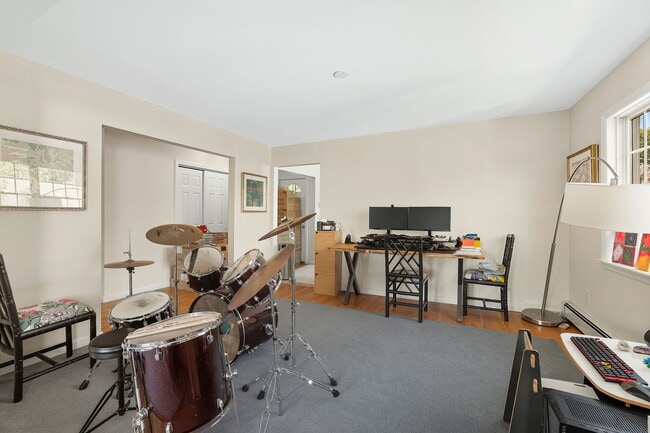 Dining Room to Kitchen