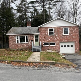 15 Acer Heights Rd, Claremont, NH 03743