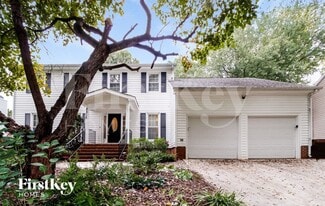 3315 Quaker Run Dr, Greensboro, NC 27410