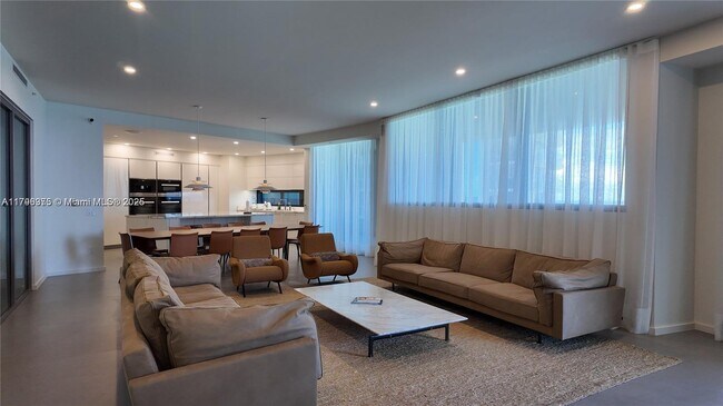 Porsche Design Tower unit 905, Sunny Isles Beach, FL 33160 - photo 4
