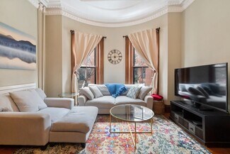 129 Pembroke St Unit 2, Boston, MA 02118