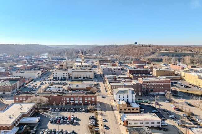 Downtown Zanesville is the heart of the city, rich in history and local culture.