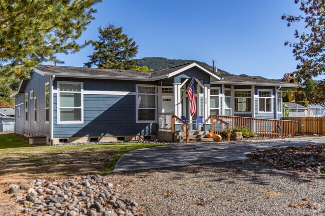 Manufactured homes cost between $300,000 and $315,000. in Ryderwood.