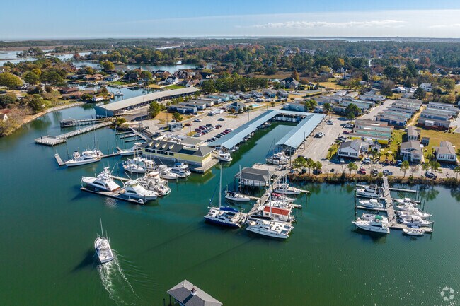 Whitehouse Cove Marina in Poquoson.