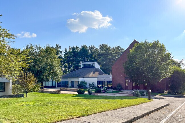 Belden Hill Montessori is a private Montessori school serving 2.5 - 6 year olds in Wilton.