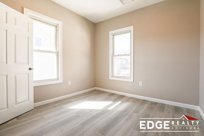 24 Long Ave unit 2, Allston, MA 02134 - photo 5