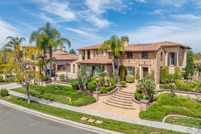 Large, custom homes are found throughout Rancho Encantada.