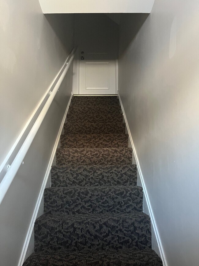 138 N 14th Ave unit B, Melrose Park, IL 60160 - photo 3