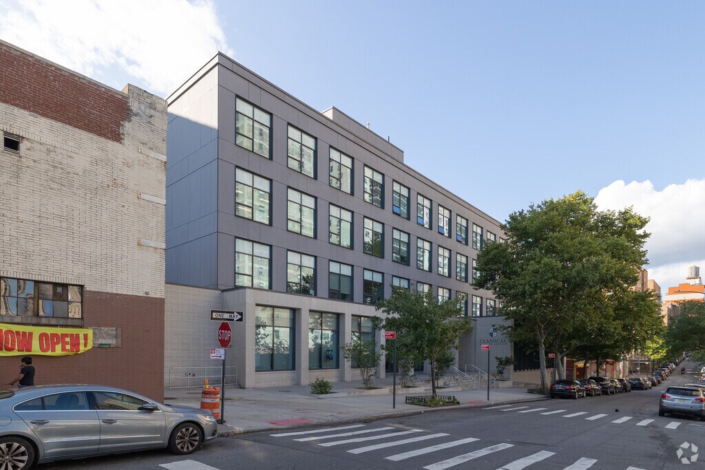 South Bronx Classical Charter IV is  in Concourse Village, The Bronx.