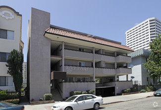 1529 Alice St, Oakland, CA 94612