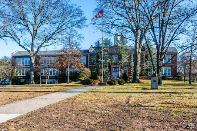 Washington Elementary School proudly serves Union Township, NJ.