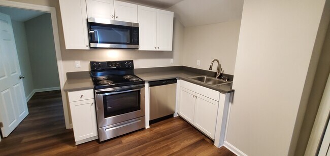 1605 Douglas Ave unit D, Nashville, TN 37206 - photo 6