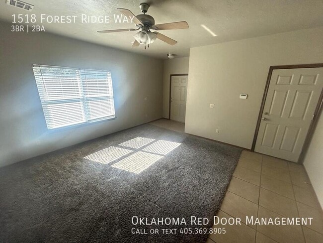 1518 Forrest Ridge Way, Yukon, OK 73099 - photo 2