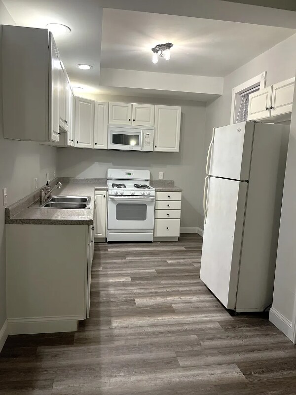 1036 W 4th St unit 1, Erie, PA 16507 - photo 2