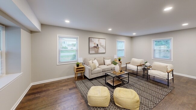 2704 Kenhill Dr, Bowie, MD 20715 - photo 2