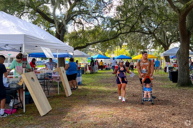 Fuller Heights is popular with families and others seeking a suburban lifestyle.