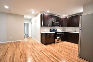 86 Lander St, Newburgh, NY 12550