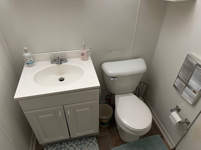 128 Scotts Dr unit Studio, Holland, MI 49424 - photo 7