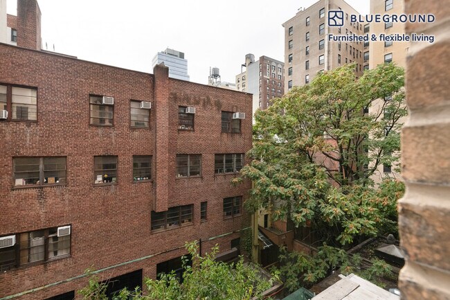 244 W 72nd St unit FL4-ID2065, New York, NY 10023 - photo 2