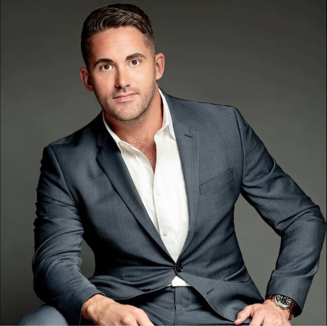 Agent Photo