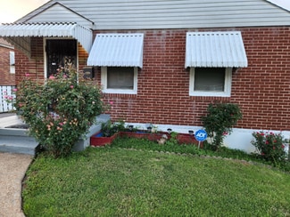 4706 Roxie St, St. Louis, MO 63121